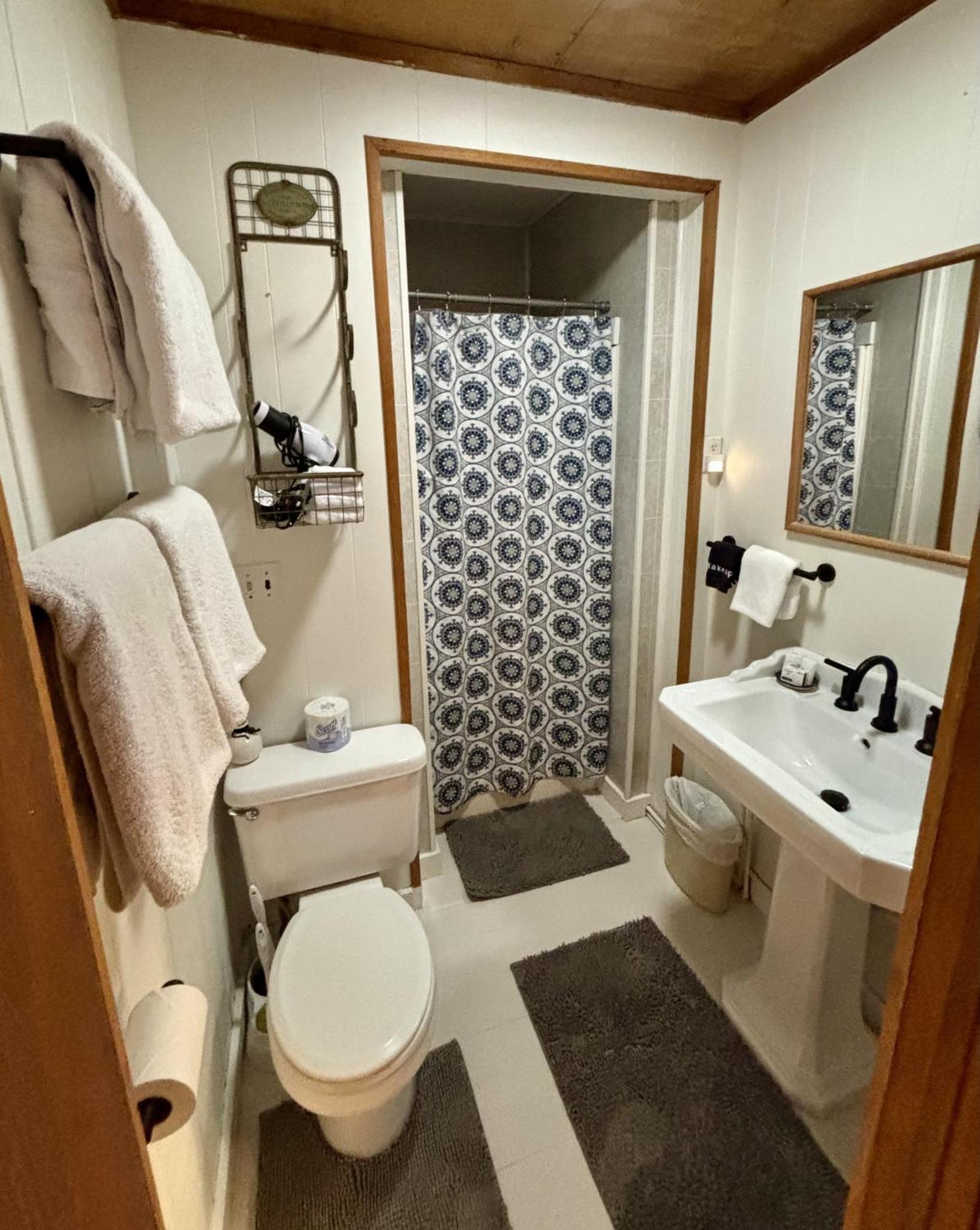 The Iris Garden Downtown Cottages And Suites Нашвілл Номер фото